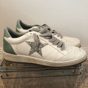 ShuShop White and Green Sneakers with Star Design
